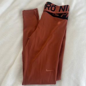 Womens Nike Pro leggings